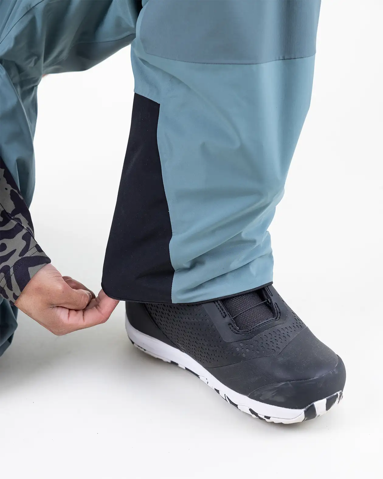 Men’s MTN Surf Recycled Pants - Image 17